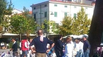 La festa dei nonni in piazza Garibaldi a Forte