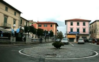 Piazza Gramsci a Castelnuovo 