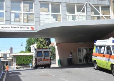 Lingresso del pronto soccorso del Santa Chiara   