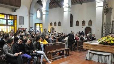 Chiesa a Palazzi gremita per la messa funebre