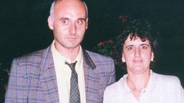Oggi Cinzia e Alessandro De Cesari festeggiano 25 anni di matrimonio. Per le nozze d'argento auguri ...