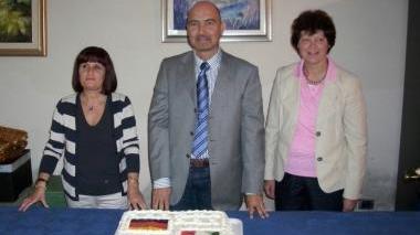 <b>GEMELLATI.</b> I sindaci e la preside Astorino