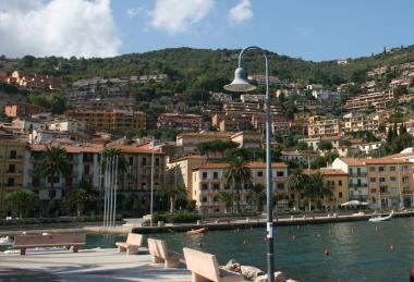 <b>PORTO ERCOLE.</b> Il lungomare Andrea Doria 
