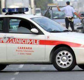 Tir di traverso sull'Aurelia: traffico in tilt