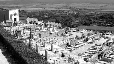 Il cimitero di Campiglia