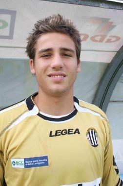 <b>EX.</b> Pavoletti (Juve Stabia) 