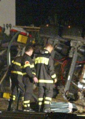 Rimossa l'auto-cisterna in via Livornese