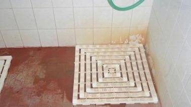 <b>LO SPOGLIATOIO.</b> Da ristrutturare