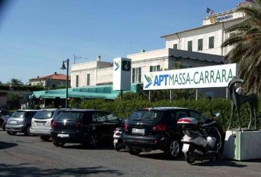 La sede dellApt a Marina di Massa 