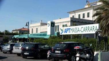 La sede dell’Apt a Marina di Massa