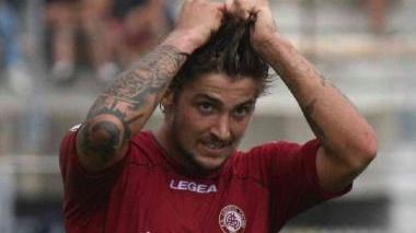 <b>IN ANSIA.</b> Juan Ignacio Surraco, 23 anni, già 3 reti in questa stagione: è la vera rivelazione insieme a Dionisi e ora spera di recuperare per domenica