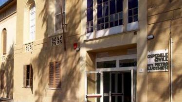 L'Asl mette all'asta per 2 milioni e mezzo un'ala del Lucchesi