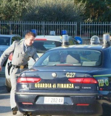 Una pattuglia della Guardia di Finanza