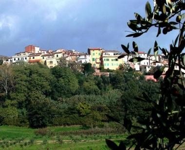 Una veduta di Santa Maria a Monte  