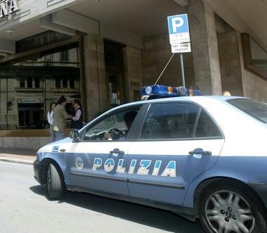 Una pattuglia della polizia 