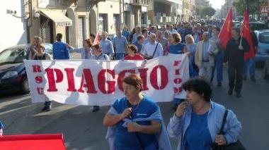 I lavoratori della Piaggio per le vie della città