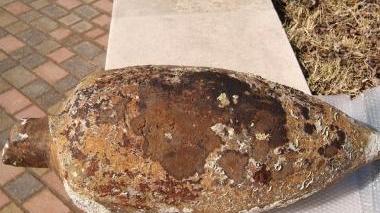 <b>L’ANFORA.</b> Trovata in mare