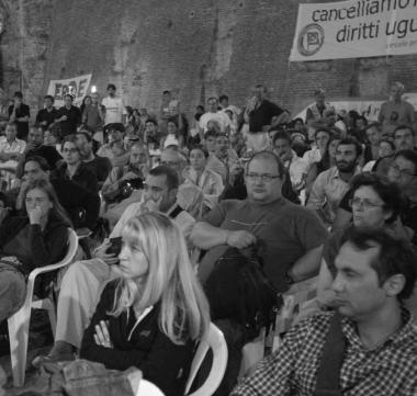 Un dibattito a una festa del Prc 