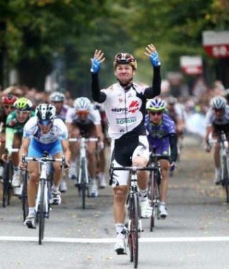 Larrivo vincente di Alexander Serebryakov    