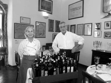 I titolari dell’Enoliteca L’Ombrone
