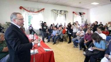 Guglielmo Epifani parla ai lavoratori Eaton