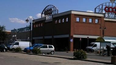<b>FOLLONICA.</b> Il grande supermercato Coop 