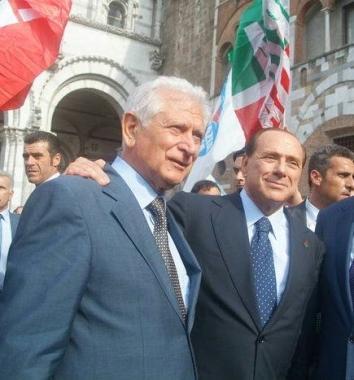 Il sindaco Mauro Favilla con Berlusconi in campagna elettorale 