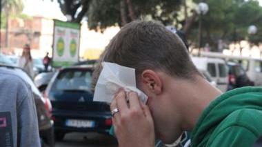 Due studenti aggrediti a pugni e cinghiate «Voi siete pisani...»