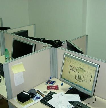 Il call center sequestrato da dove partivano le telefonate truffa  