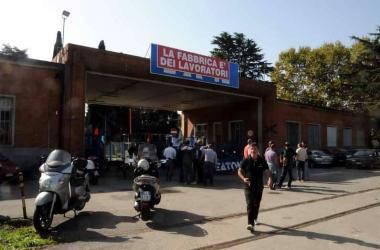 La fabbrica occupata dai lavoratori 