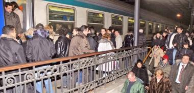 TRENI - ARRIVI E PARTENZE