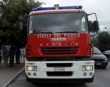 Un mezzo dei vigili del fuoco 