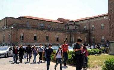 <b>LA SCUOLA.</b> Gli alunni dellistituto alberghiero Minuto a fine lezioni E sotto, lassessore Gianluca Brizzi 