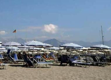 Turisti in calo nei bagni