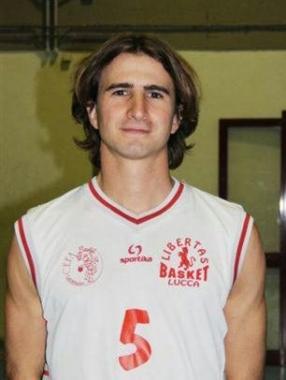 Giovanni Del Debbio 24 anni ala della Libertas Ha messo 10 punti nella partita giocata sul campo del Meloria Livorno    