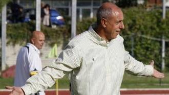 Agostiniani allarga le braccia. Stop per la sua Pistoiese contro il Castelfiorentino