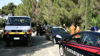 Carabinieri e soccorritori al Fortullino