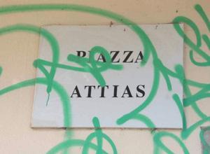 Attias, il duello d'amore degenera in rissa