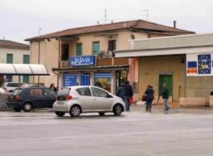 Scippatore delle collane,15 colpi messi a segno