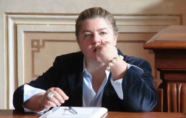  AMADIO. Lei la discarica del Limoncino non la vuole, punto e basta. Quindi, col suo gruppo, ...