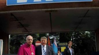 Oggi consigli in fabbrica domani arriva il vescovo