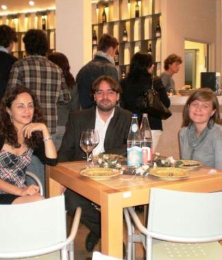 Il sindaco Giulio Mangani alla inaugurazione del rinnovato ristorante enoteca I Lecci 
