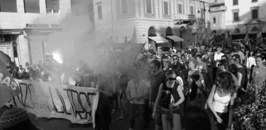 Una manifestazione del centro sociale Godzilla (foto di archivio) 
