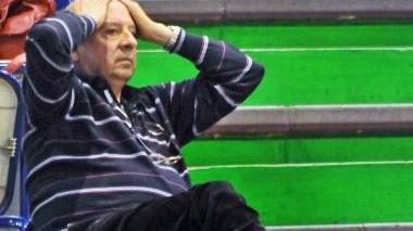 <b>PERPLESSO.</b> La faccia di Don Baronti dice tutto