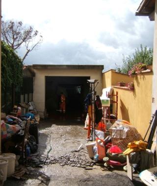 Fiume di fango in via di Galceti 
