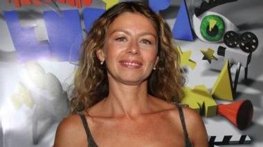 <b>MADRINA PER TROISI.</b> Amanda Sandrelli ieri sera a EuropaCinema
