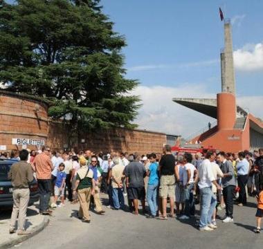Tifosi alla biglietteria (Vip) 
