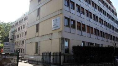 <b>LA SEDE</b> L’esterno della direzione generale dell’Asl Apuana