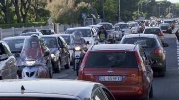 In arrivo sensori nell'asfalto per calcolare i mezzi in uscita