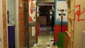 I danni provocati alla scuola materna di via Ada Negri